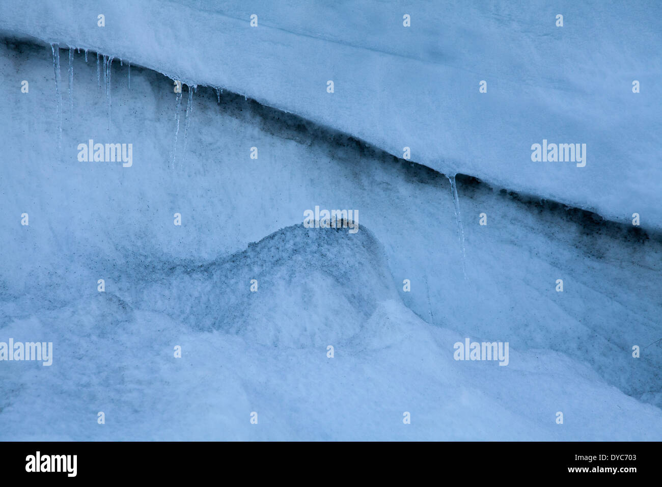 Close up ice cliff hi-res stock photography and images - Alamy