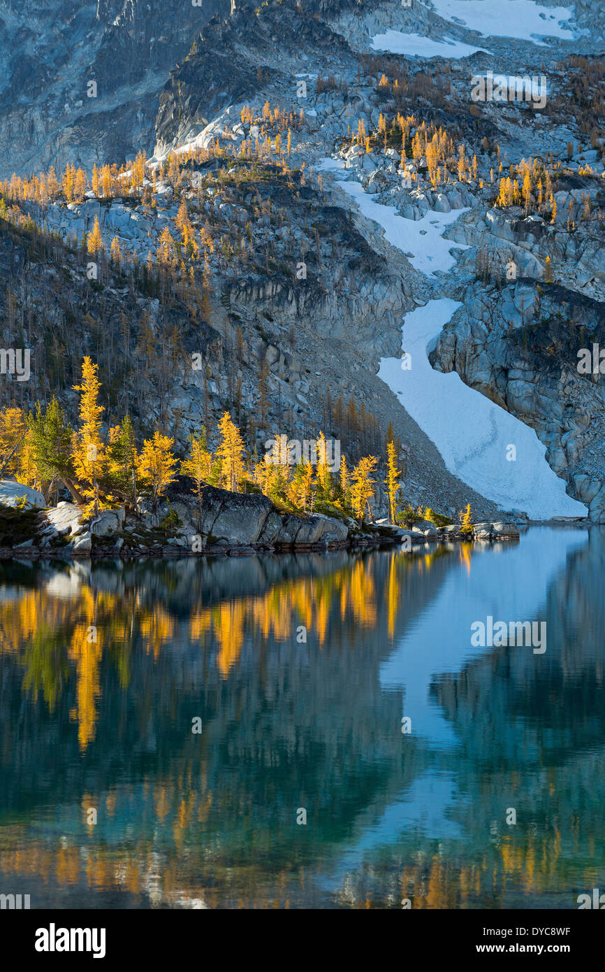 Sunrise on Leprechaun Lake in the Enchantments section of Washington's Alpine Lakes wilderness. USA Stock Photo