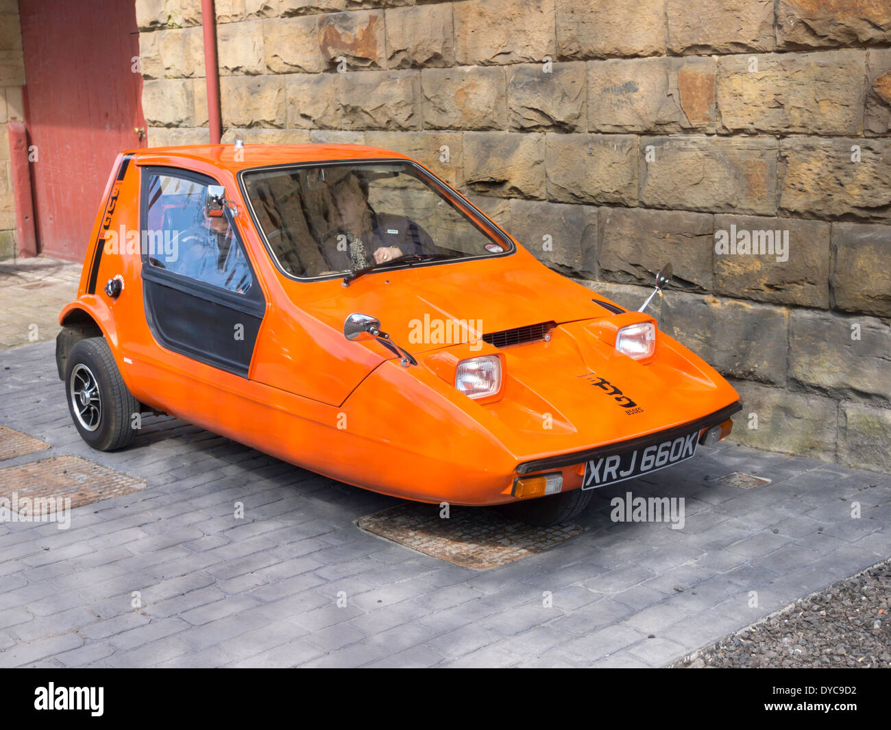 3 wheeled car hi-res stock photography and images - Alamy