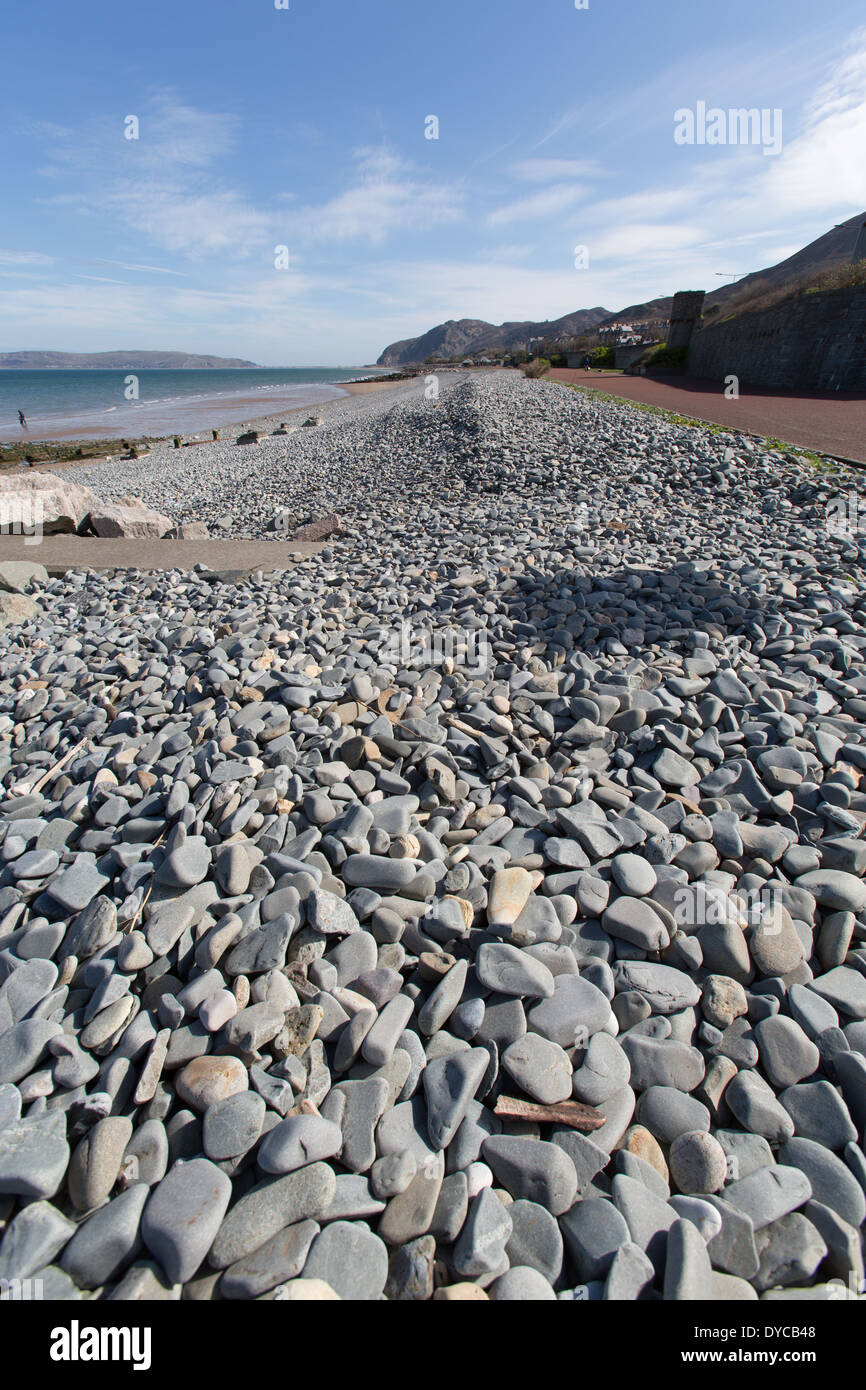 The Wales Coastal Path in North Wales. Picturesque view of the Wales Coast Path at Penmaenmawr esplanade. Stock Photo