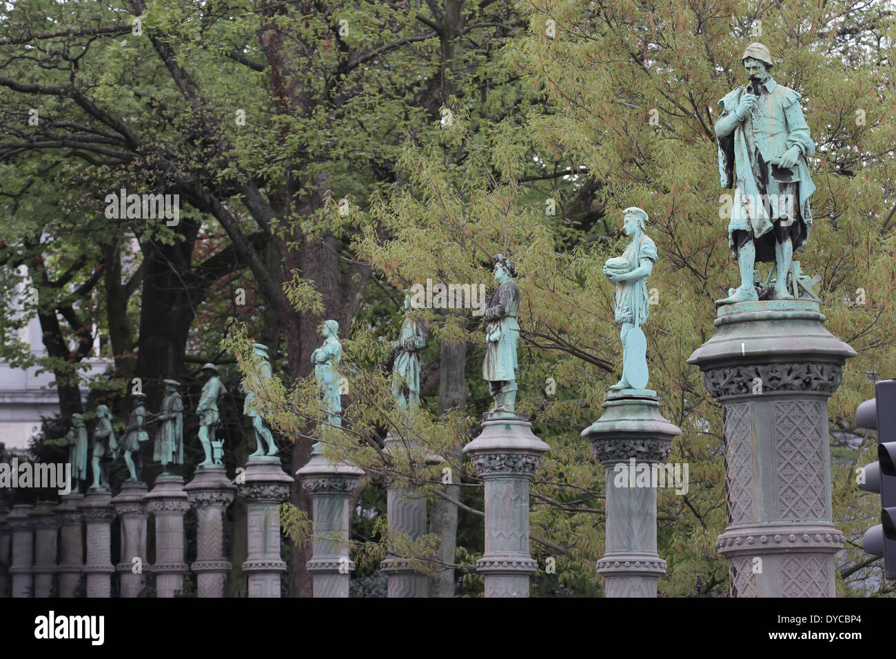 Jardin du Petit Sablon in Bruxelles, statues commemorating important thinkers in Belgian history Stock Photo