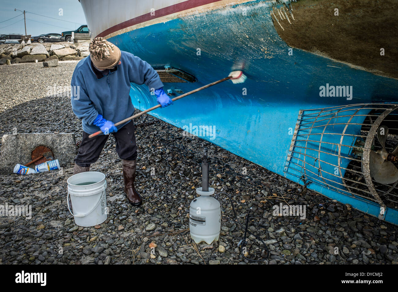 Barnacles boat hi-res stock photography and images - Alamy