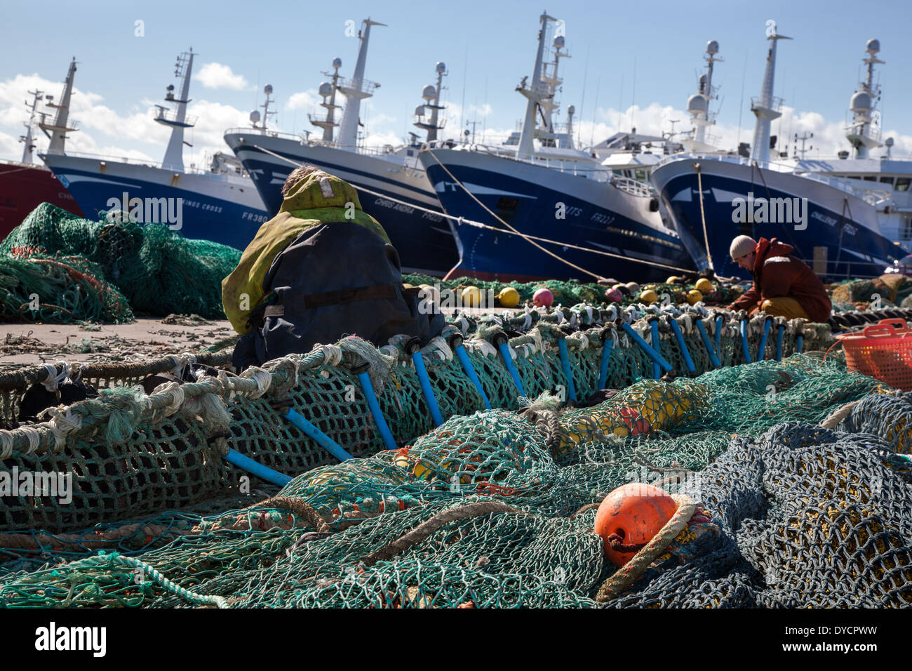 Repaired fishing net hires stock photography and images Alamy