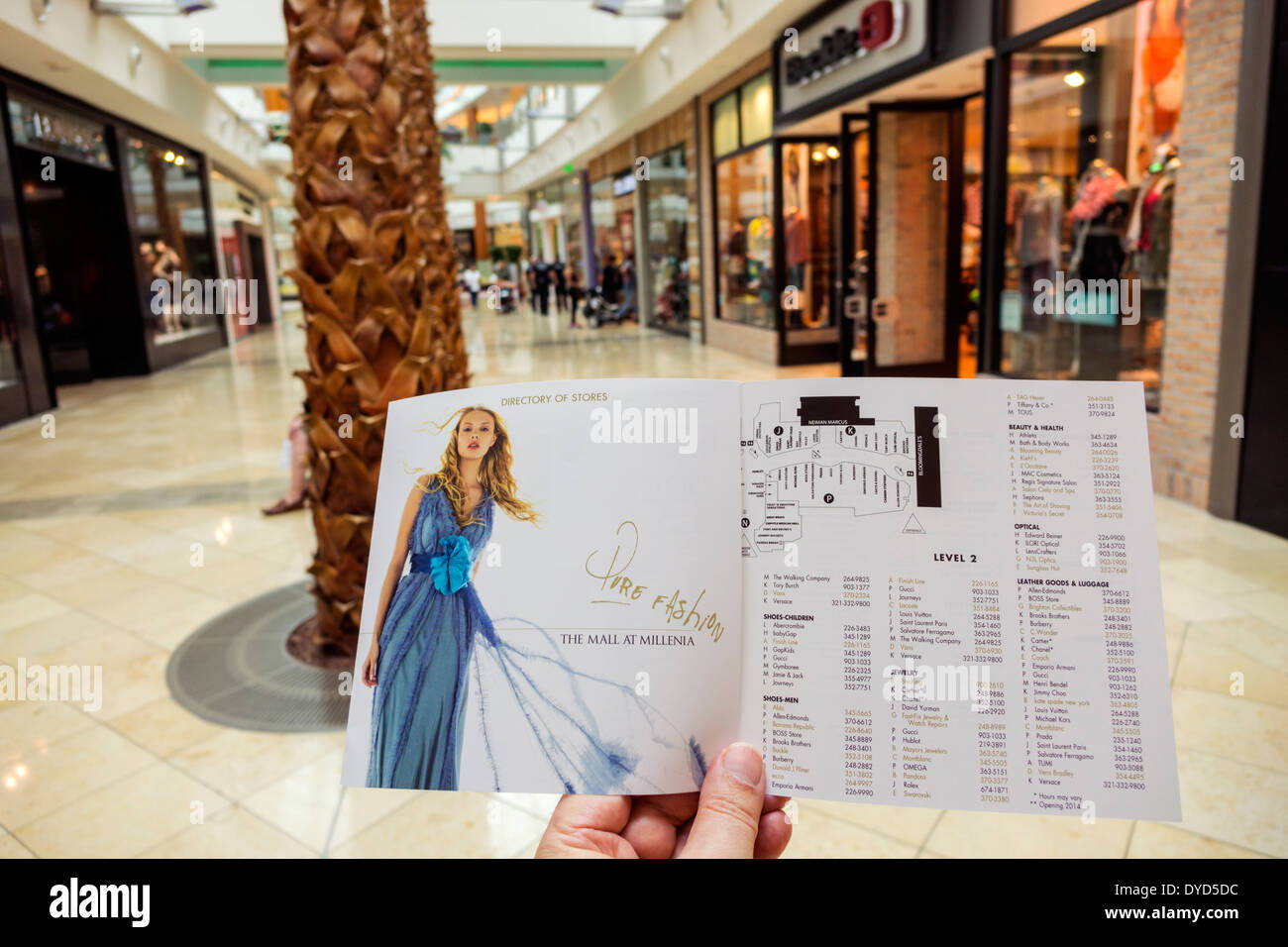 Store directory in mall america hi-res stock photography and images - Alamy
