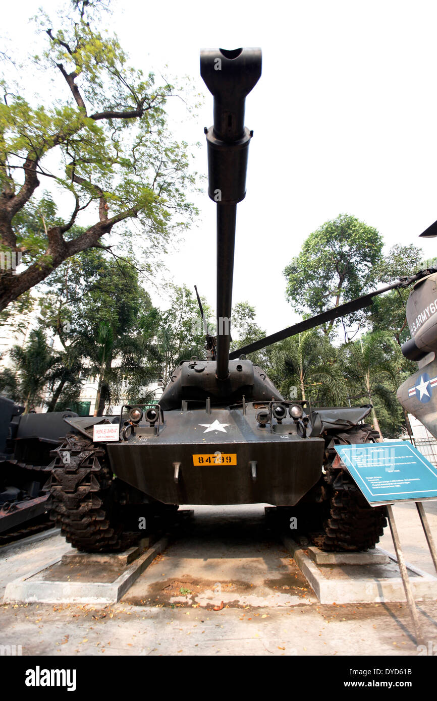 Tank on display ho hi-res stock photography and images - Alamy