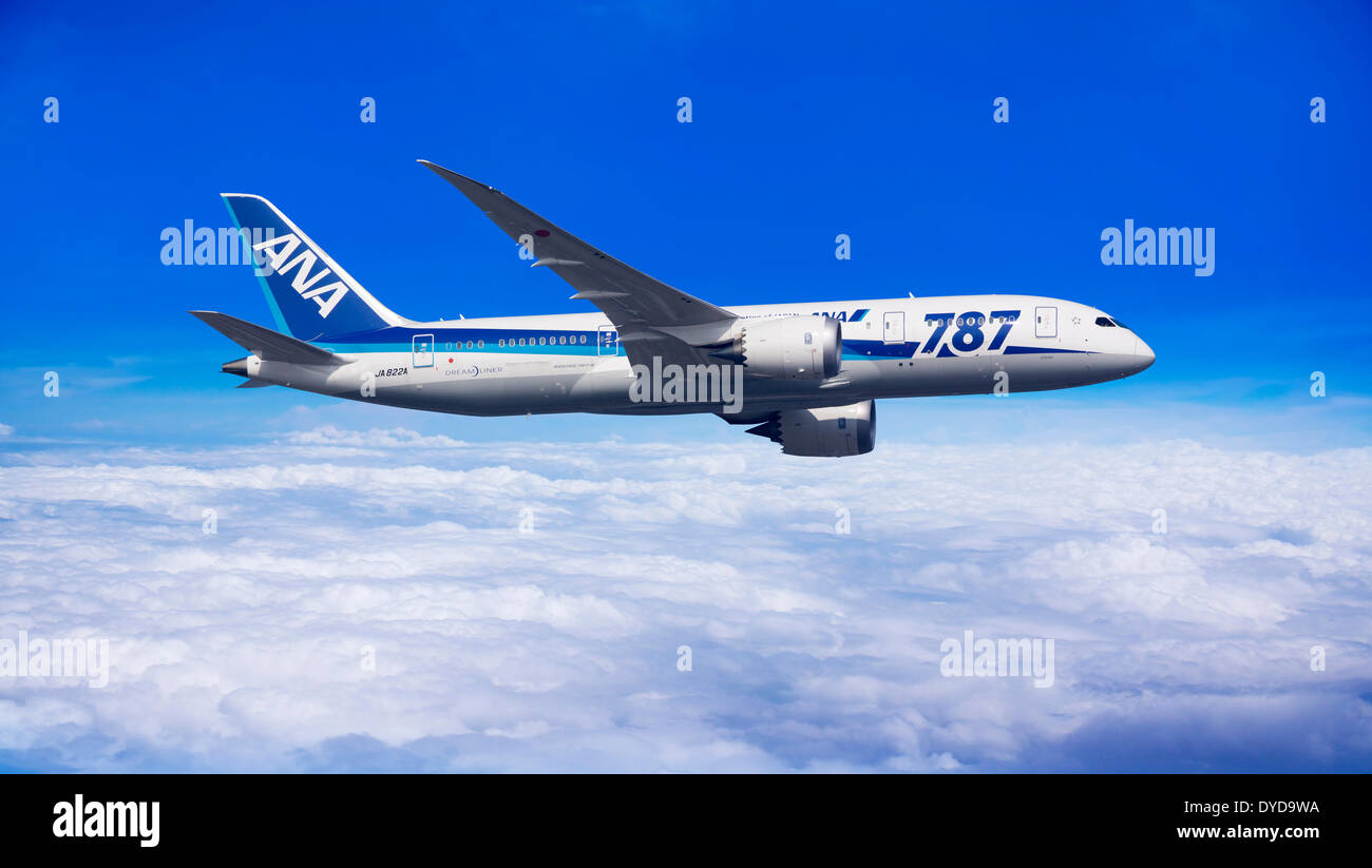 All Nippon Airways Boeing 787-8 Dreamliner in flight Stock Photo