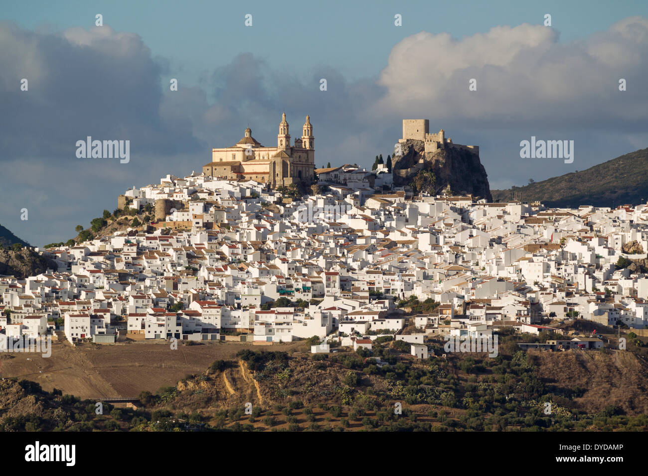 The hilltop White Town of Olvera with La Encarnación church and the Moorish castle, Cádiz province, Andalusia, Spain Stock Photo