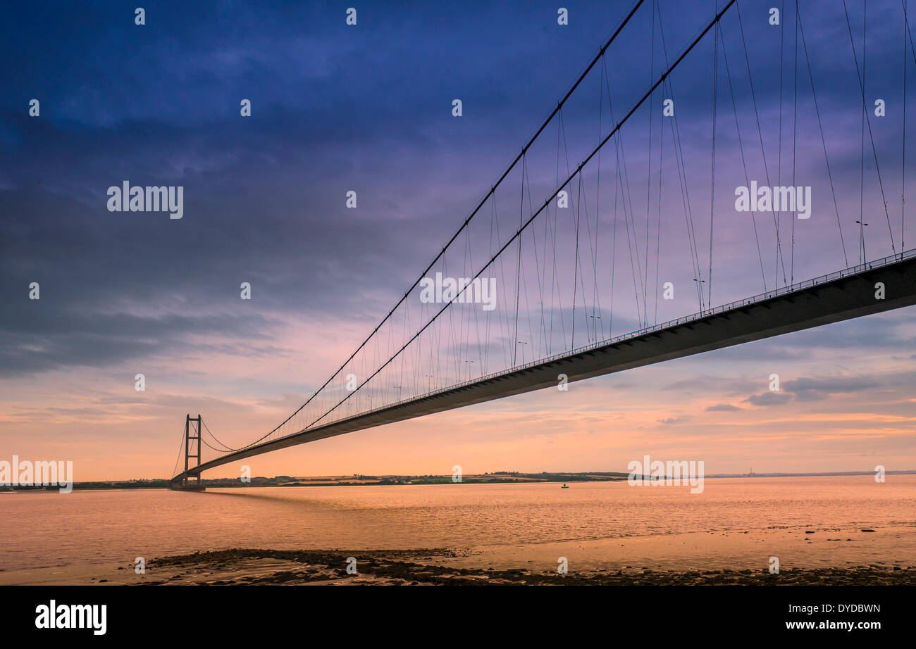 The Humber supsension bridge seen from the north shore. Stock Photo