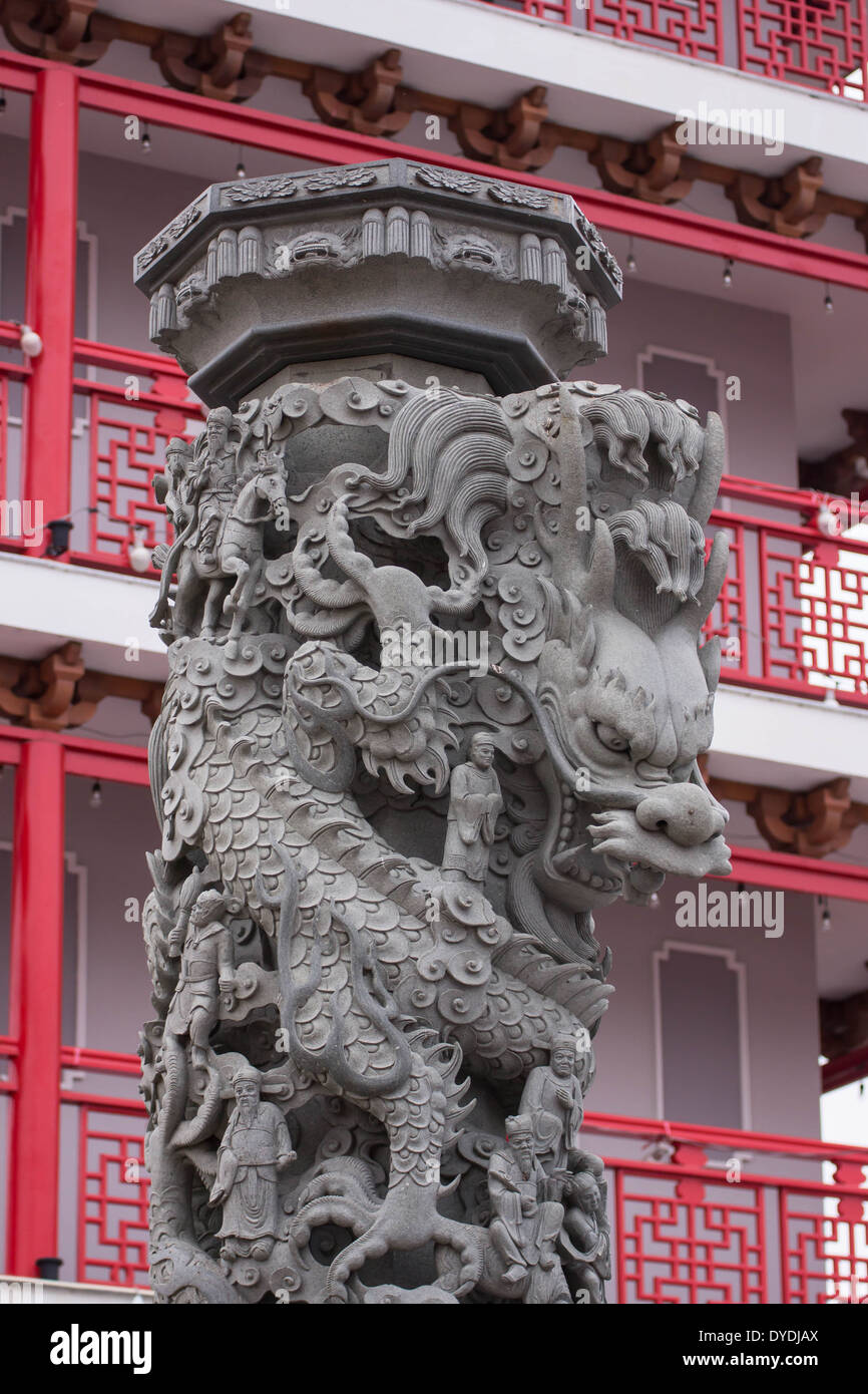 Dragon stone pole hi-res stock photography and images - Alamy
