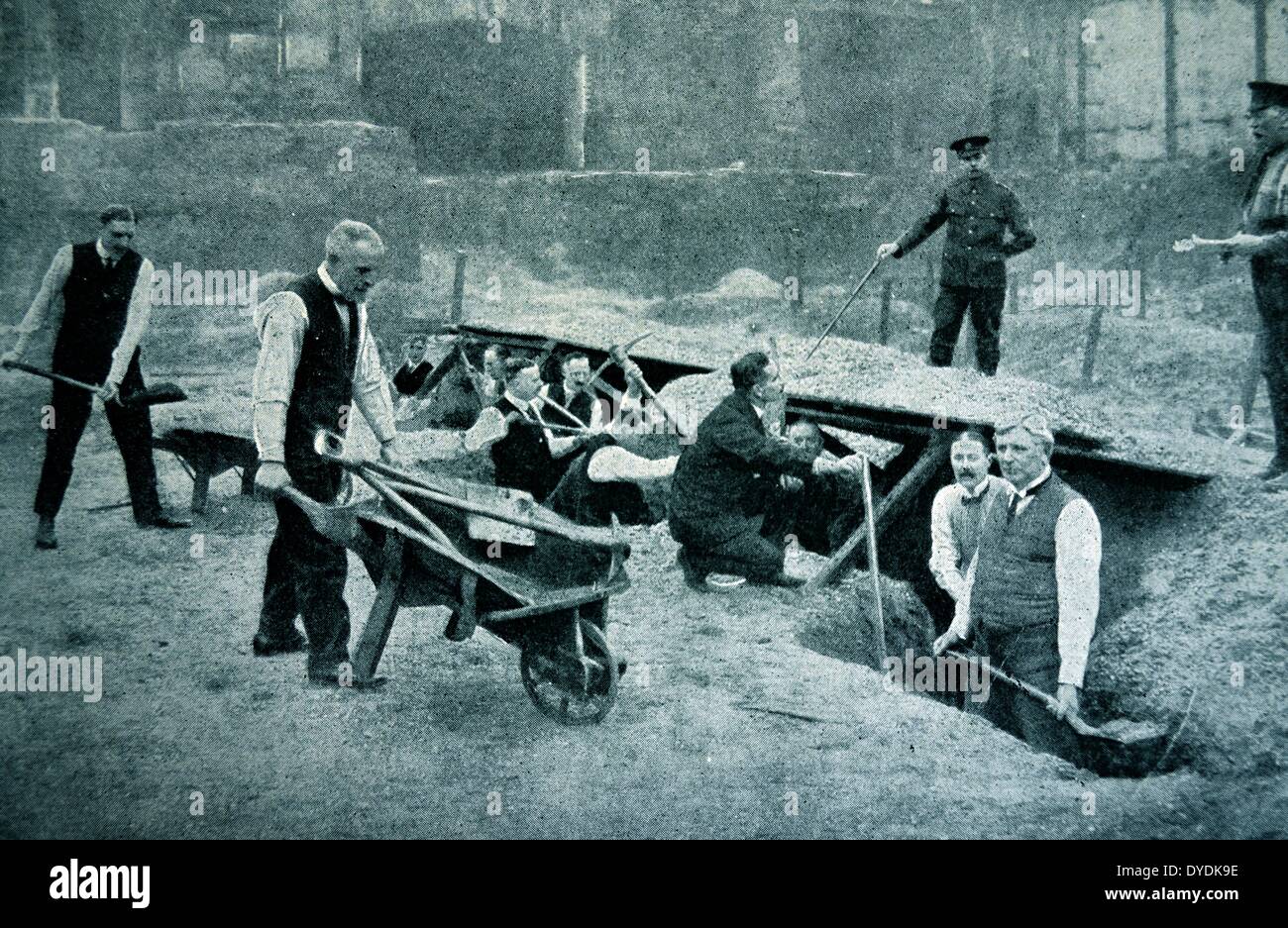 Trench digging hi-res stock photography and images - Alamy