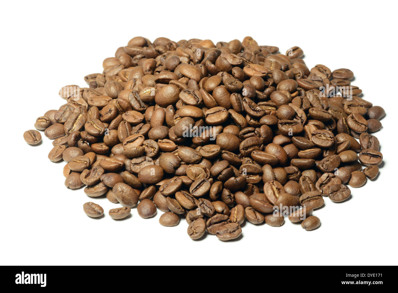 Heap of brown coffee beans isolated on white Stock Photo - Alamy