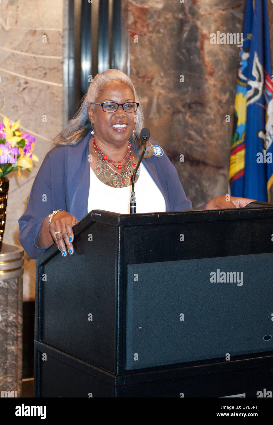 Manhattan, New York, USA. 15th Apr, 2014. Jackie Robinson's daughter