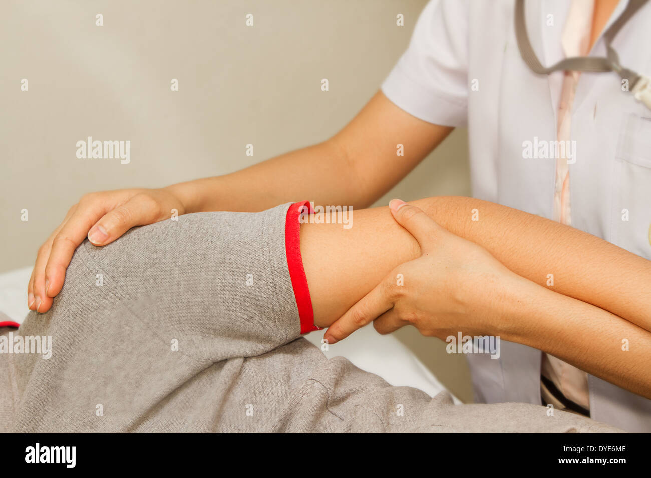 shoulder manipulation ,Rehab training for shoulder joint with physical