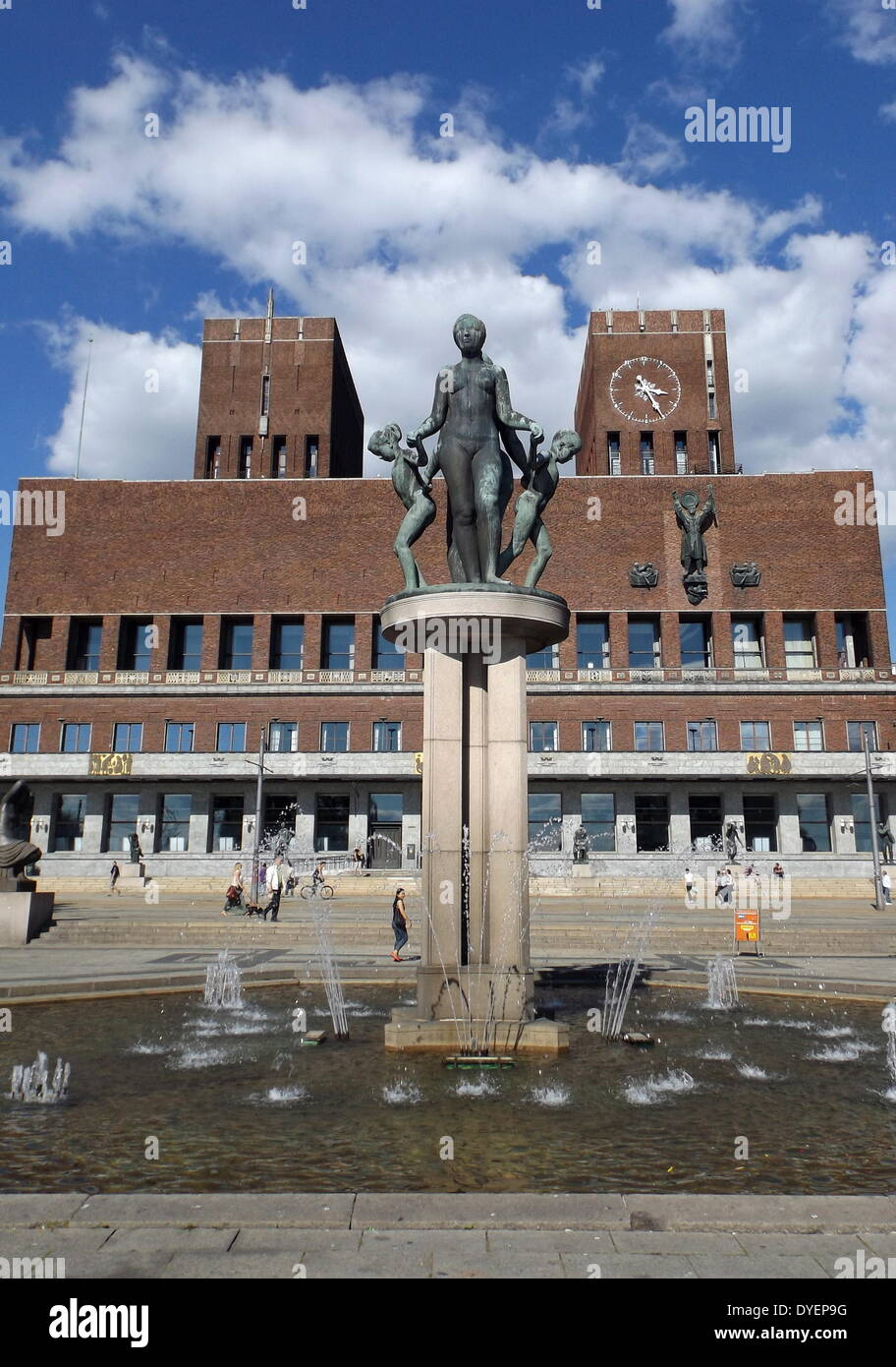 Oslo City Hall (The rådhus) is the building which houses the city ...