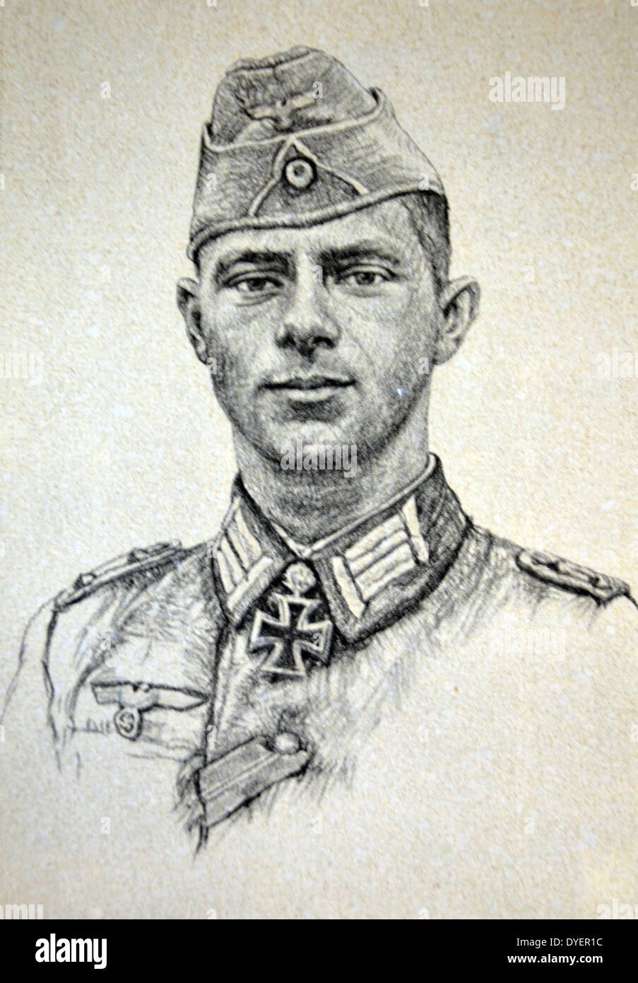 German world war two Postcard, showing Ekkehard Kylling-Schmidt (1918 –  2000)  a highly decorated pilot in the Wehrmacht during World War II. He was also a recipient of the Knight's Cross of the Iron Cross with Oak Leaves. The Knight's Cross of the Iron Cross and its higher grade Oak Leaves was awarded Stock Photo