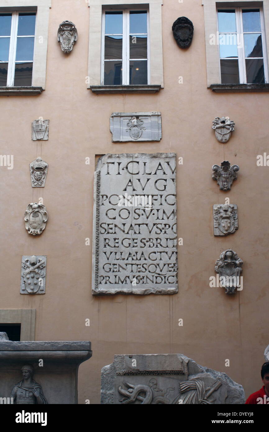 Architectural relief detail from the entrance/courtyard to the Capitolini museums, in Rome, Italy. The museums themselves are contained within 3 palazzi as per designs by Michelangelo Buonarroti in 1536, they were then built over a 400 year period. Stock Photo