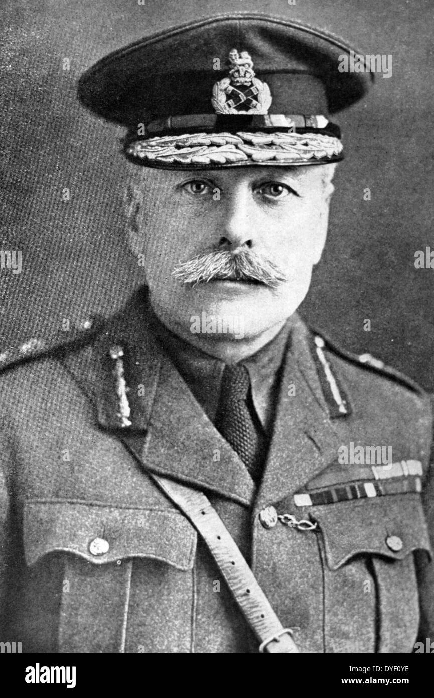 Portrait photograph of Field Marshal Douglas Haig, 1st Earl Haig of Bemersyde. Lived between 19th June 1861–29th January 1928. During the First World War he was a British senior officer. Commander of the British Expeditionary Force from 1915 until the end of the War. Stock Photo