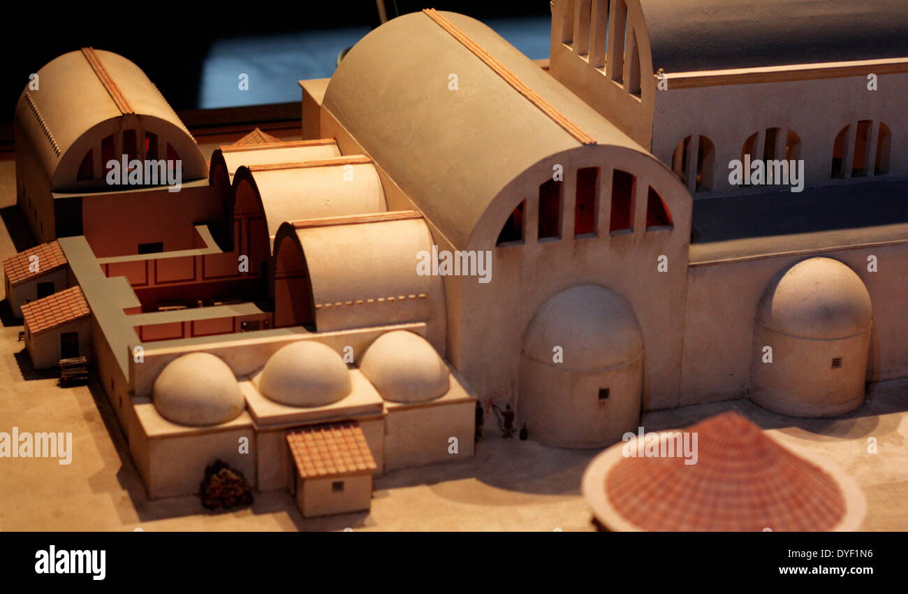 Model reconstruction of the 4th century Sulis Minerva baths, temple and spring. During this time the courtyards and bathing halls were huge and bustling with people. There was space for hundreds of people and the buildings were colourful and decorative. Roman. Stock Photo