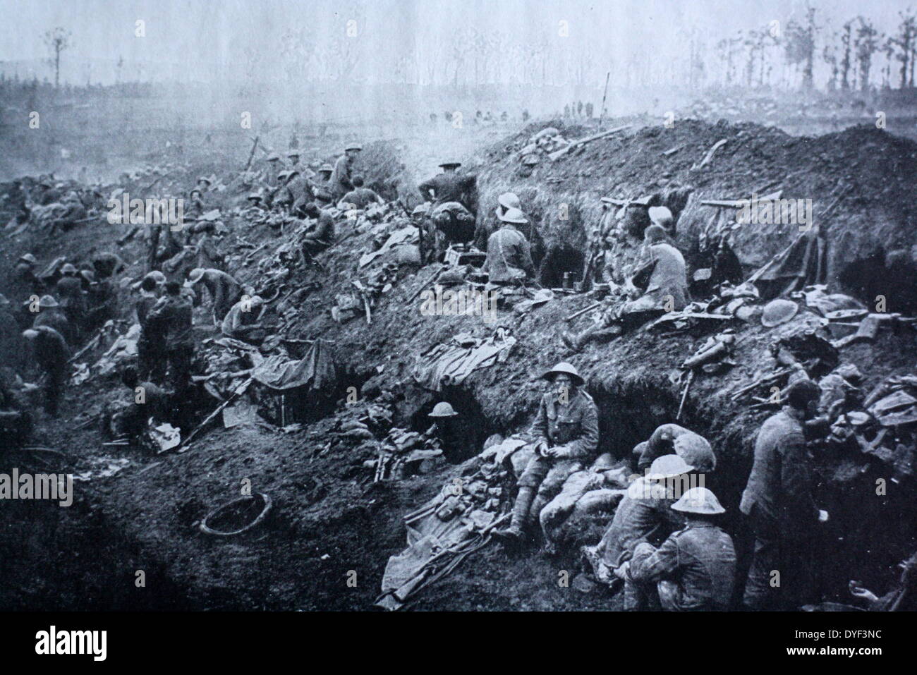 Photograph of the trenches during the First World War. Showing the cramped and crowded conditions the soldiers lived in in the trenches. Circa 1914-1918 Stock Photo
