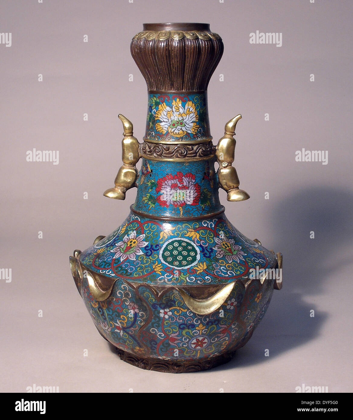 Ancient China: Water Lily Vase with two handles, Ming Dynasty, Jingtai period, 1450 - 1456 AD. Gilt cloisonne enamel and bronze. Stock Photo