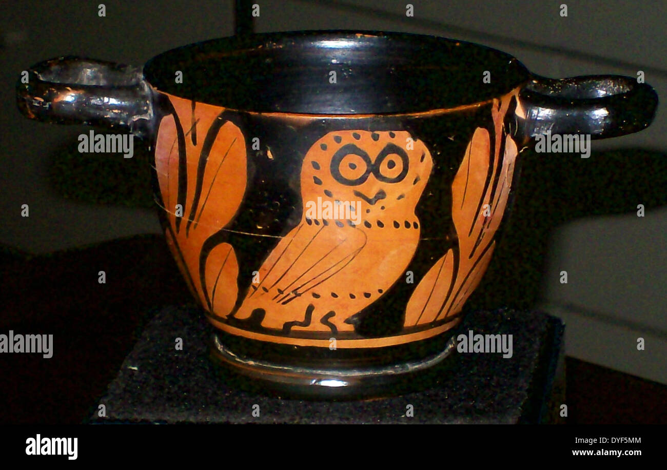 Athenian red-figure Owl Cup 5th century BC. Stock Photo