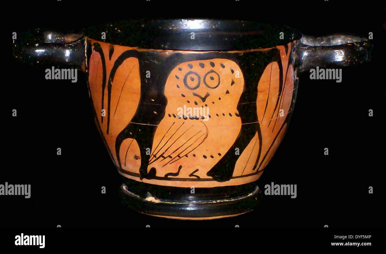 Athenian red-figure Owl Cup 5th century BC. Stock Photo