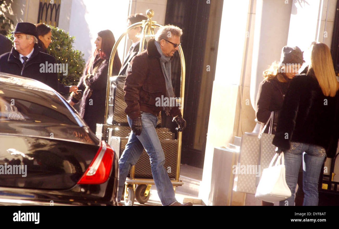 three days to kill kevin costner