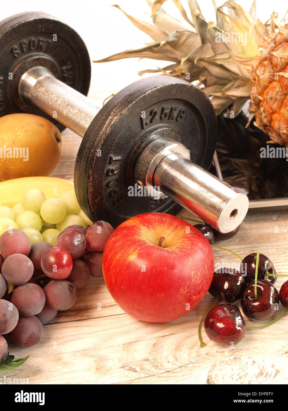 Sports eat banana hires stock photography and images Alamy