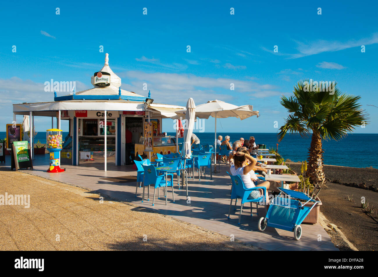Cafe kiosk with a view, Avenida de las Playas main street, Puerto del Carmen, Lanzarote, Canary Islands, Spain, Europe Stock Photo