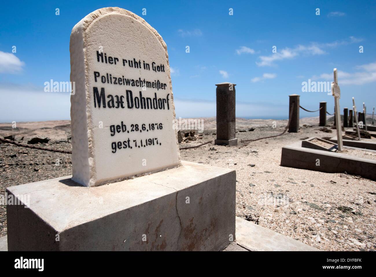 The cemetery of the former German settlement Bogenfels south of Luederitz, Namibia, 2011. The village is a ghost town today and lies within Diamond Area 1. Photo: om Schulze -NO WIRE SERVICE – Stock Photo