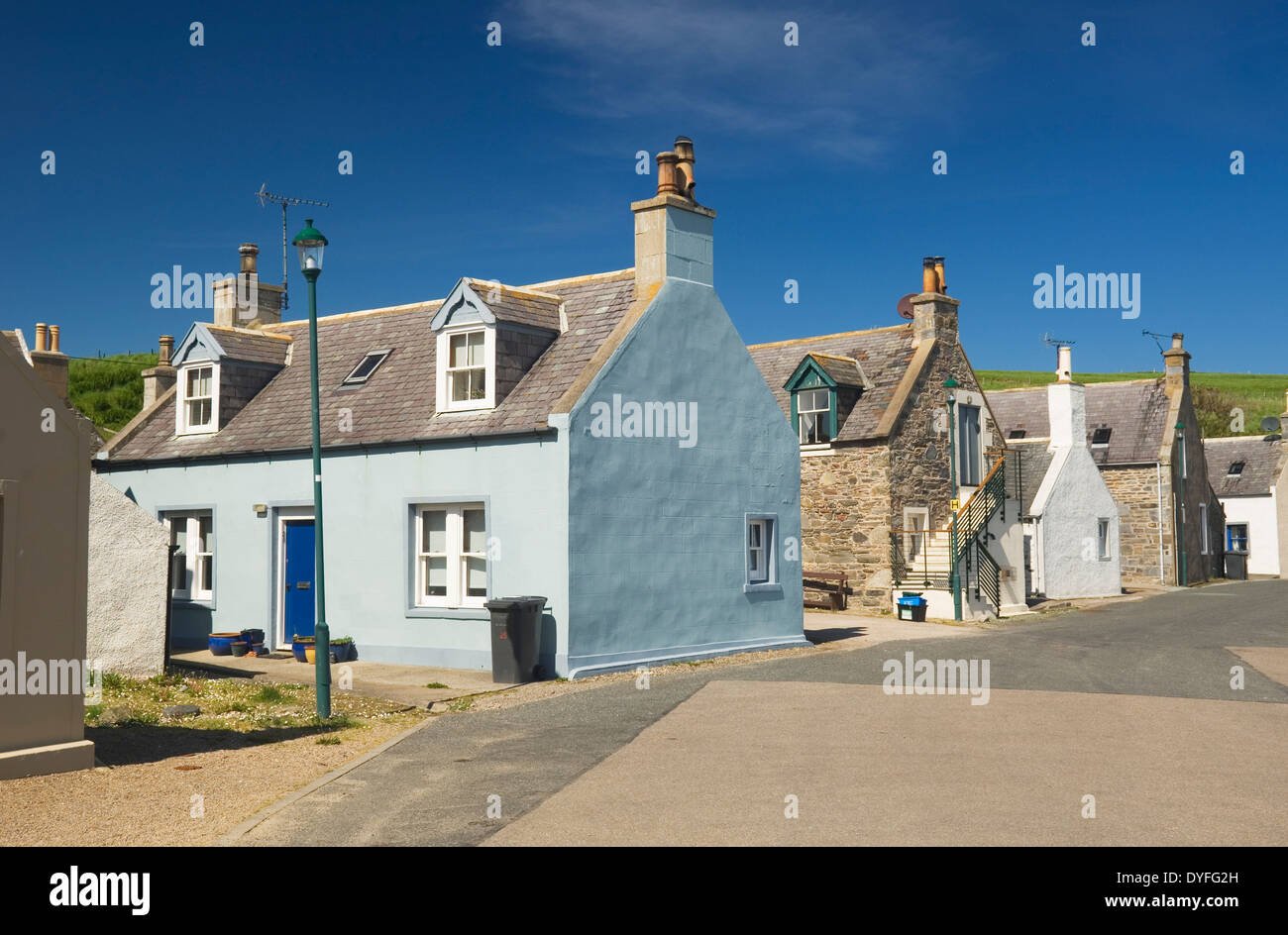 The coastal village of Sandend in Aberdeenshire, Scotland Stock Photo