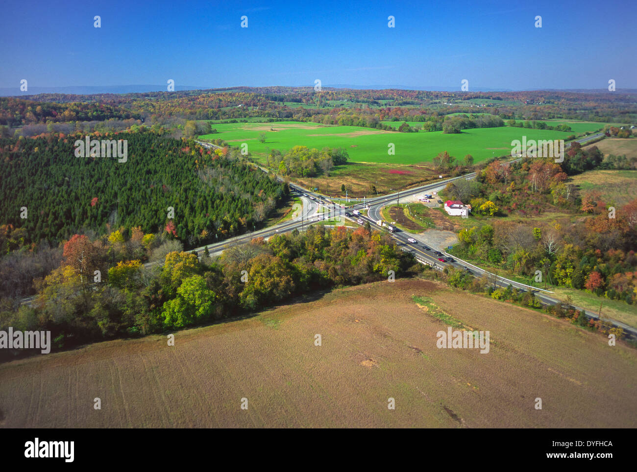 LOUDOUN COUNTY, VIRGINIA, USA Aerial view of Gilbert's Corner, intersection of Routes 15 and