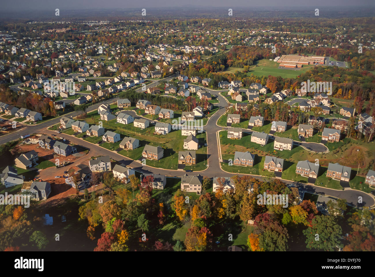 LOUDOUN COUNTY, VIRGINIA, USA Aerial view of homes in suburban Stock