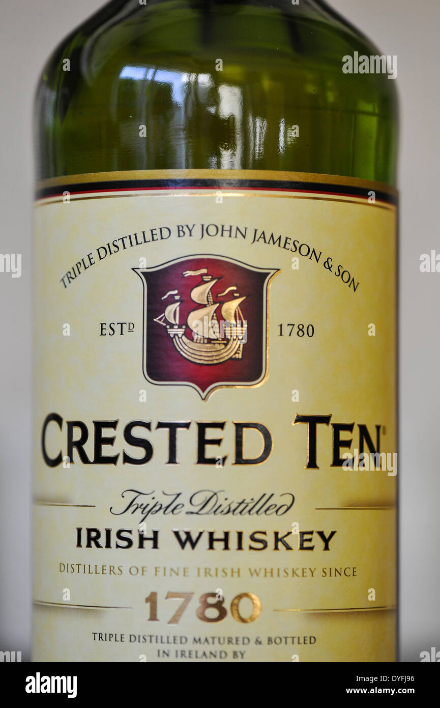 Bottle of Crested Ten triple distilled Irish whiskey Stock Photo