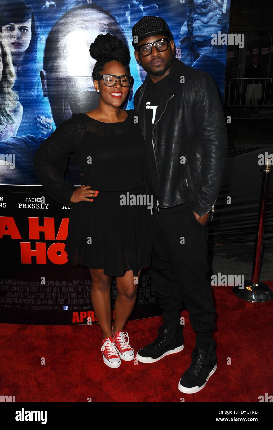 Los Angeles, CA, USA. 16th Apr, 2014. Omar Epps, Keisha Epps at arrivals for A HAUNTED HOUSE Premiere, Regal Cinemas LA Live, Los Angeles, CA April 16, 2014. Credit:  Dee Cercone/Everett Collection/Alamy Live News Stock Photo