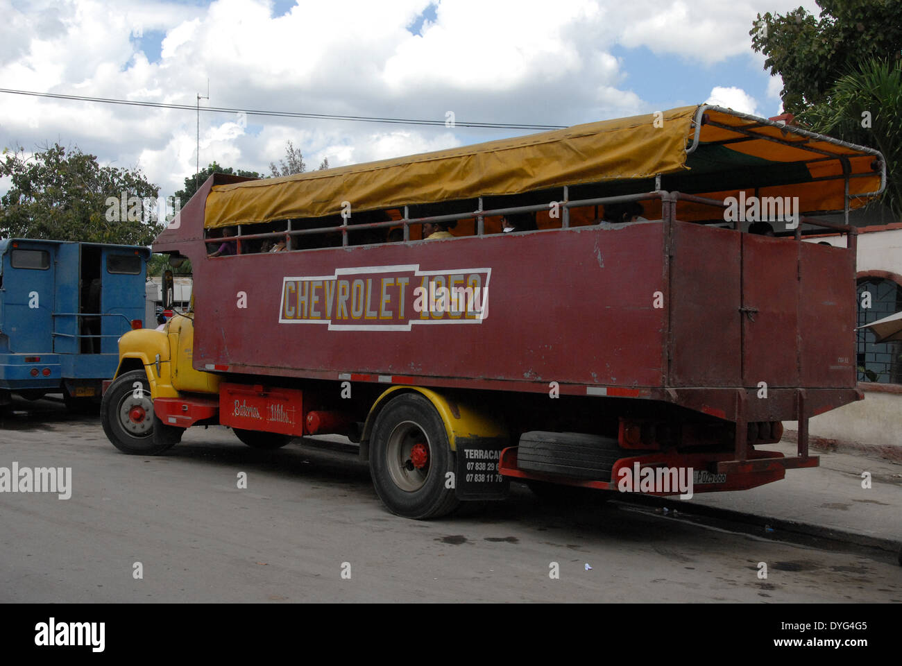 Typical Cuban bus service for the local people in the city of Holguin, Cuba Stock Photo