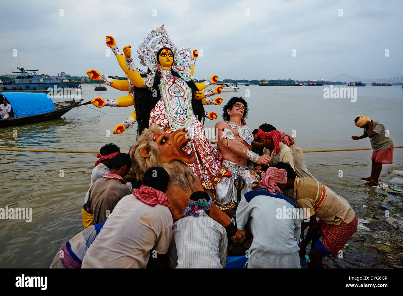 India, West Bengal, Kolkata, Calcutta, at the end of Durga Puja the idols are thrown out to the Hooghly river Stock Photo