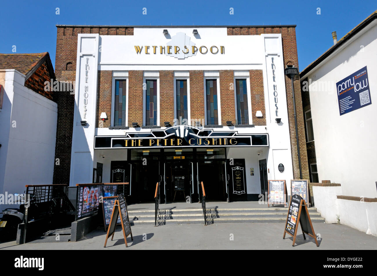 Uk wetherspoons hires stock photography and images Alamy