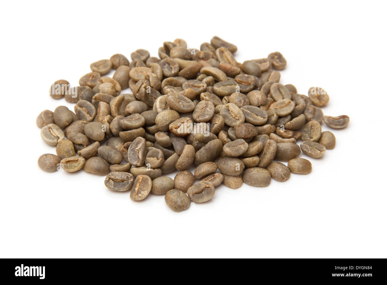 Green Arabica coffee beans isolated on a white studio background Stock ...