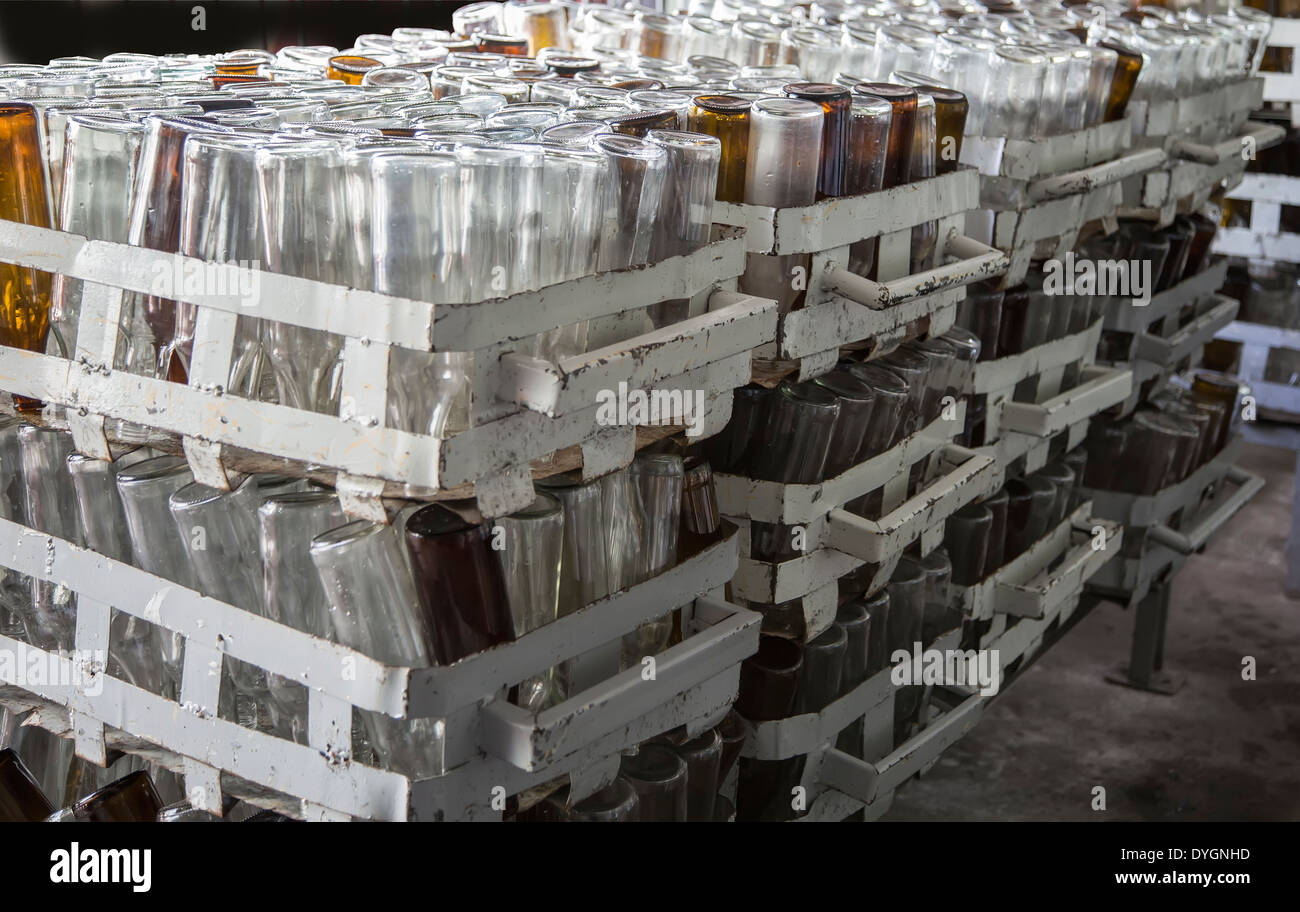 Rum factory cuba hires stock photography and images Alamy