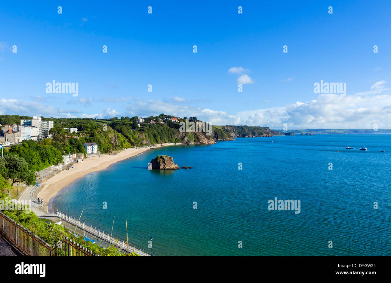 View over North Beach in Tenby, Carmarthen Bay, Pembrokeshire, Wales, UK Stock Photo