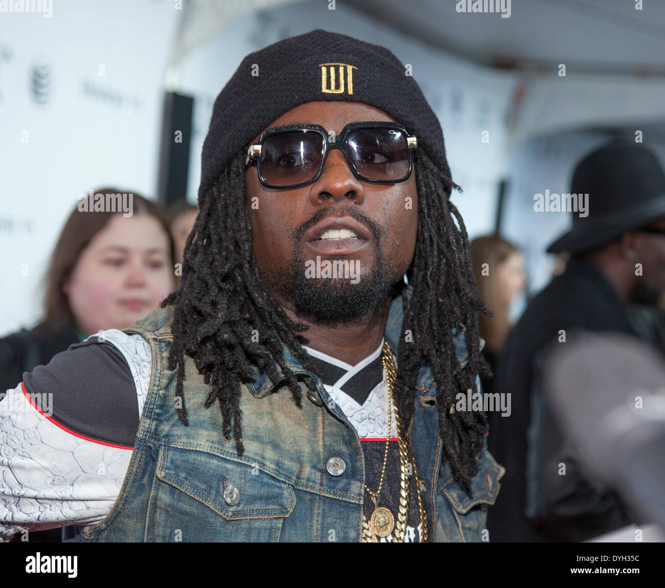 Wale rapper hi-res stock photography and images - Alamy