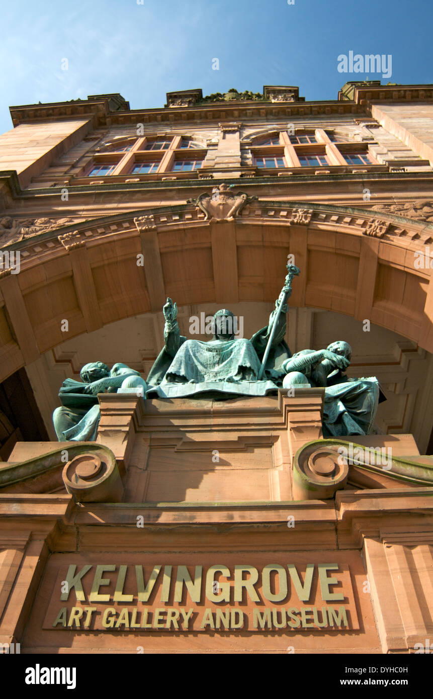 Low angle shot of entrance to Kelvingrove Art Gallery And Museum, Glasgow Stock Photo