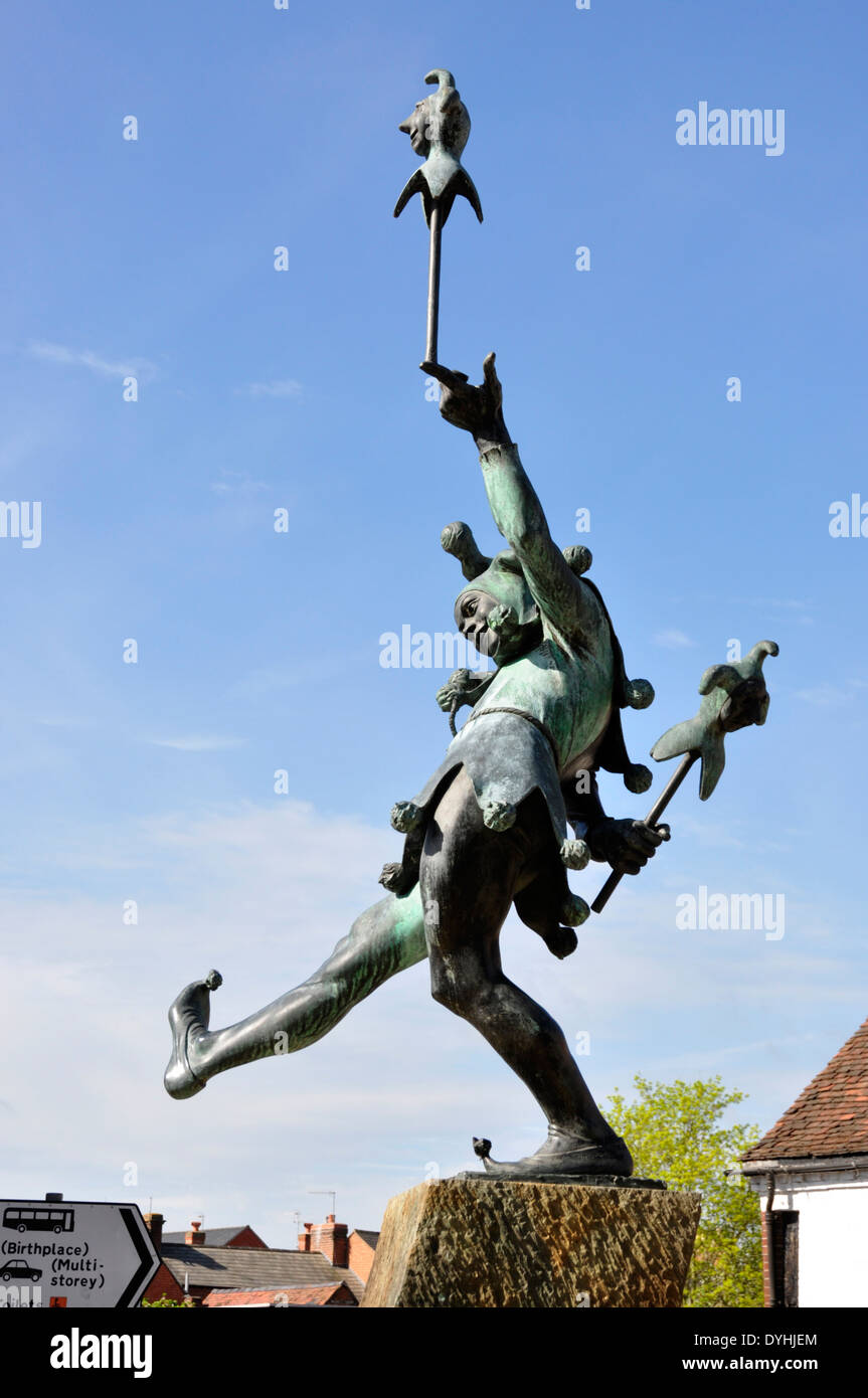 Stratford on Avon - Henely Street - evocative statue of a jester - cap and bells - the embodiment of Shakespeare's fool Stock Photo