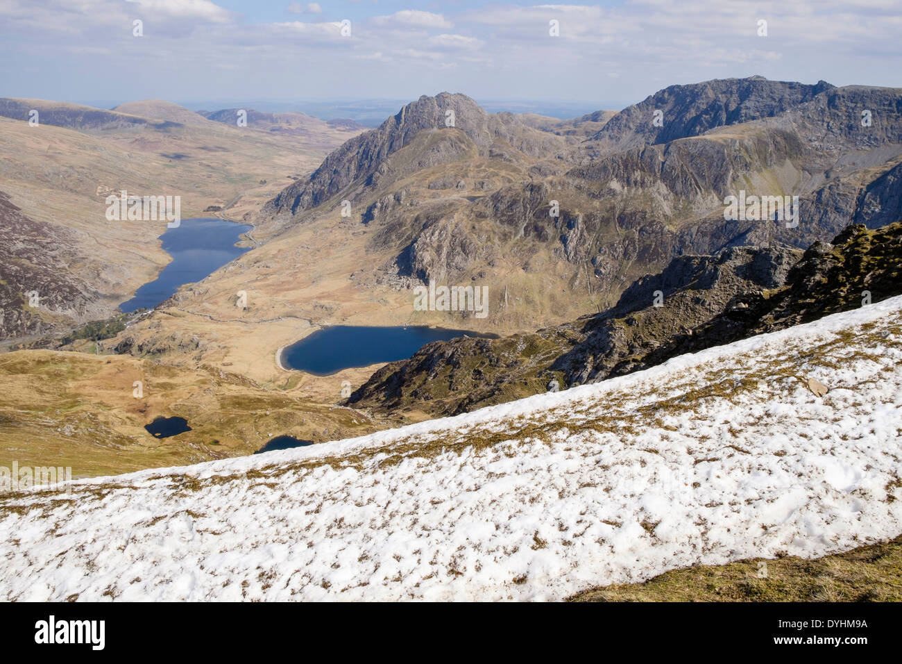 View from Y Garn to south east ridge, Ogwen valley, Tryfan and Glyderau ...