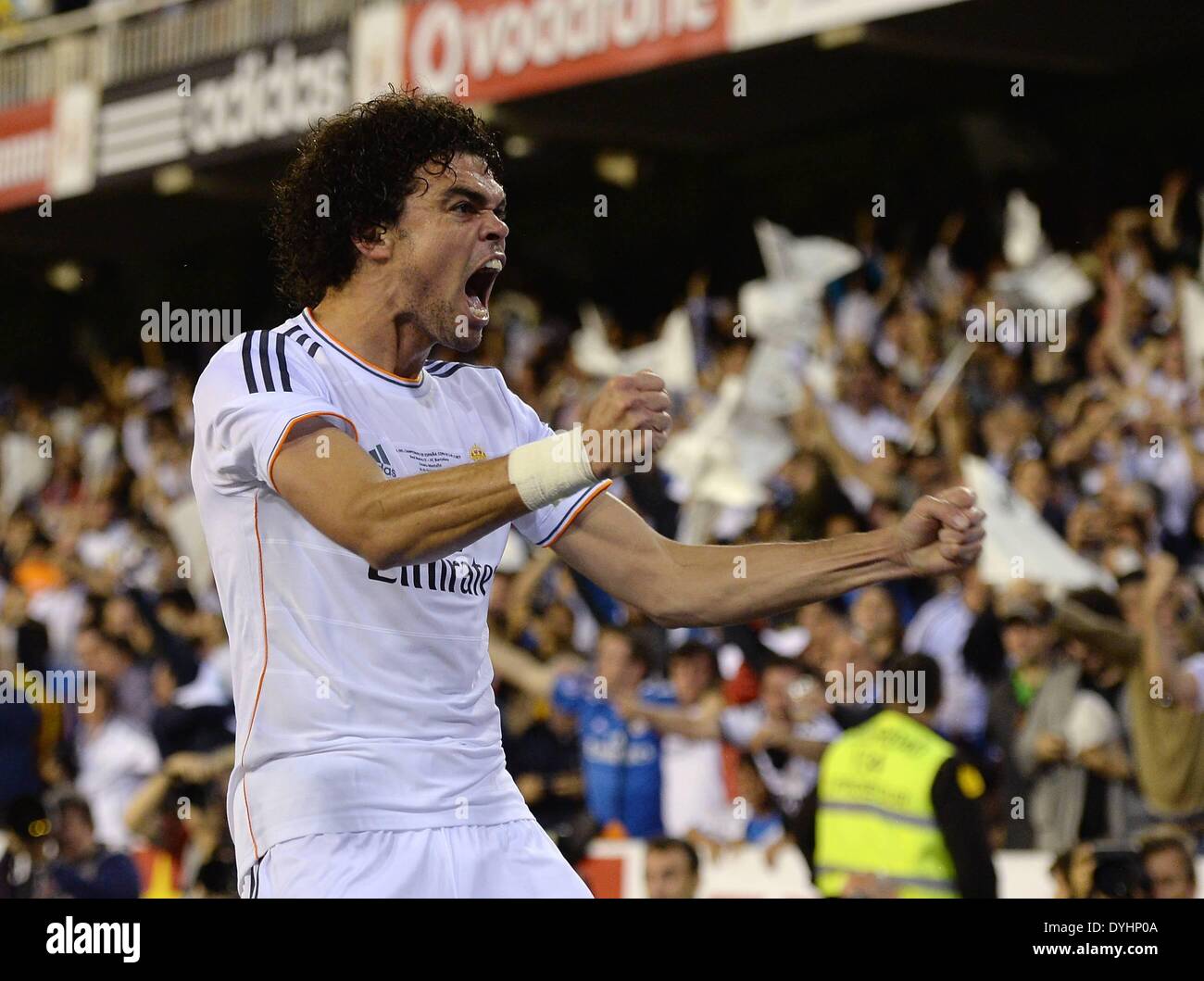 Mestalla, Valencia, Spain. 16th Apr, 2014. Copa Del Rey Cup final. Barcelona versus Real Madrid. Celebrations from Pepe © Action Plus Sports/Alamy Live News Stock Photo