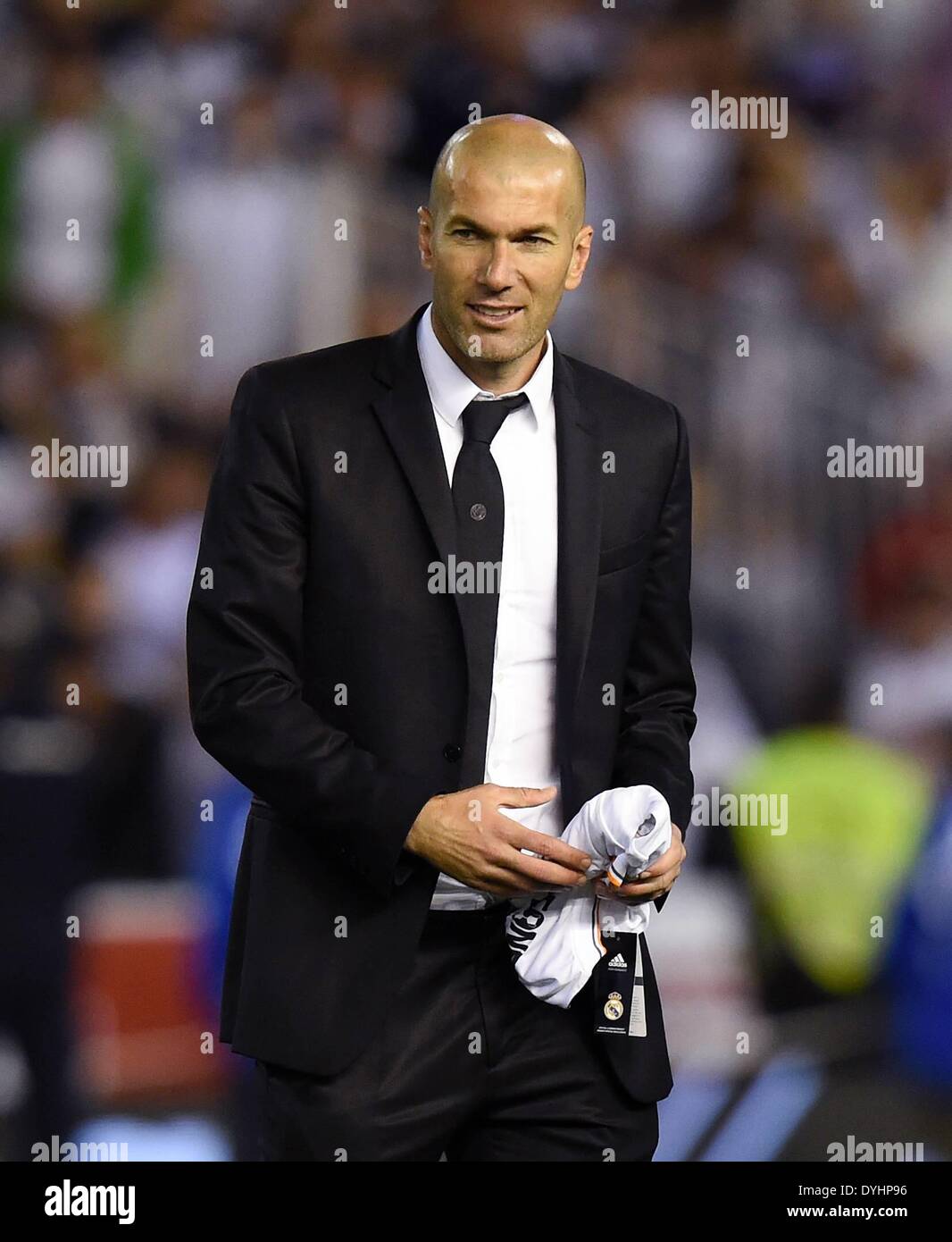 Mestalla, Valencia, Spain. 16th Apr, 2014. Copa Del Rey Cup final. Barcelona versus Real Madrid. Co Trainer Zinedine Zidane (Real Madrid) at the final whistle © Action Plus Sports/Alamy Live News Stock Photo