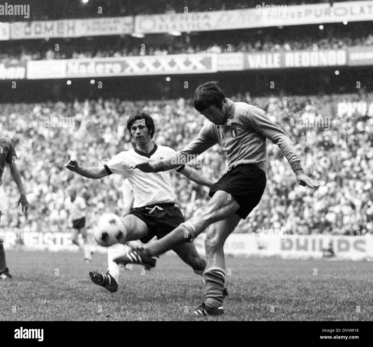 17 06 1970 hires stock photography and images Alamy