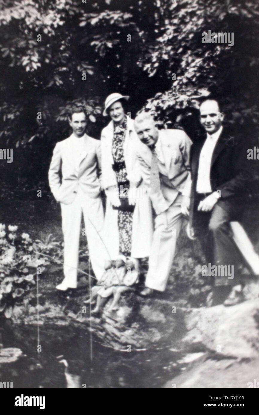 Gibbons 000012 C.B Smith, R.W. Watson Stock Photo Alamy