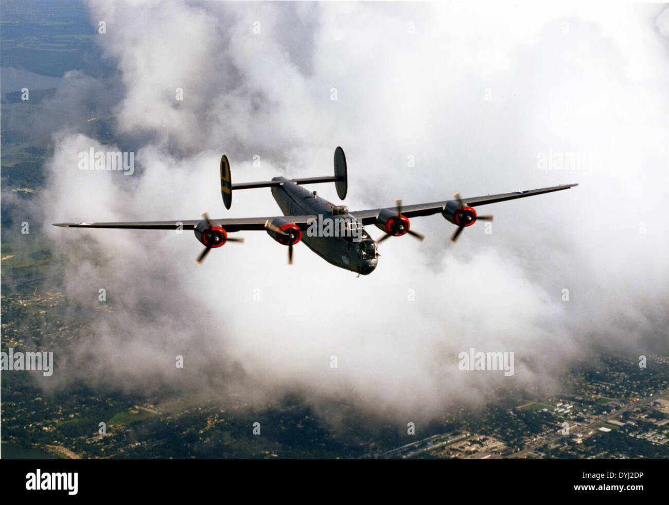 Consolidated B-24J 44-44052 N224J Stock Photo - Alamy